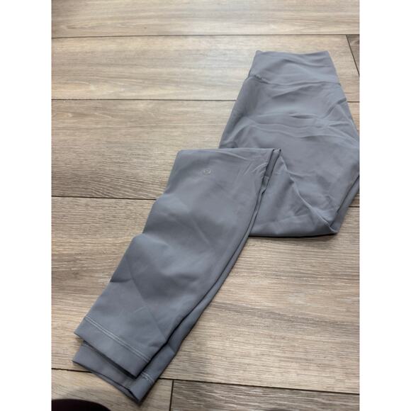 Lululemon Wunder Train High-Rise Tight 28"
Grey Sage - Picture 3 of 6